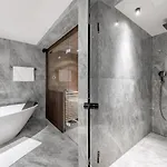 Hochfirst Luxury Mountain فندق اوبرغورغل