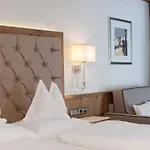 فندق Hochfirst Luxury Mountain