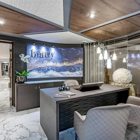 Hochfirst Luxury Mountain Szálloda